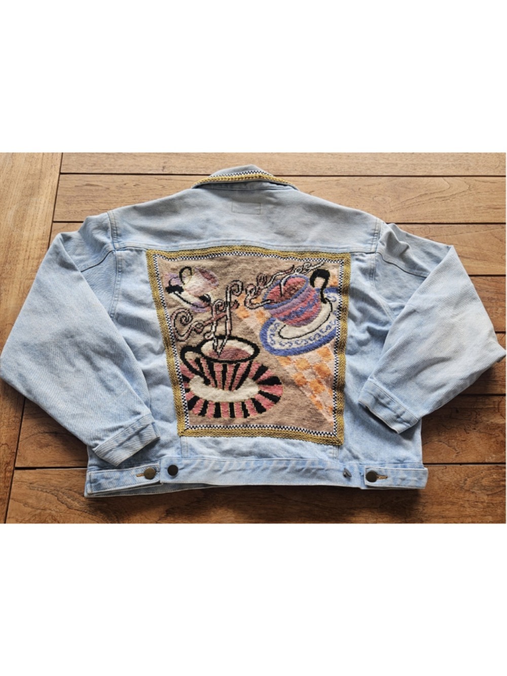 Vintage 90s Kolorway Denim Jacket Needlepoint Back Cafe Scene Art Wear Size L